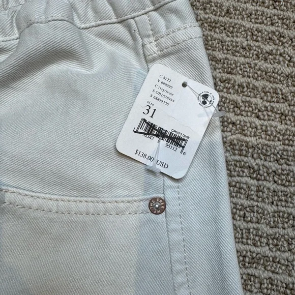 Free People Wide Leg Pull On Pants Size 31 Ivory White Denim Jeans‎ - Picture 2 of 5